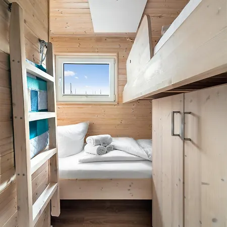 Tordalk * Grossenbrode-Kai